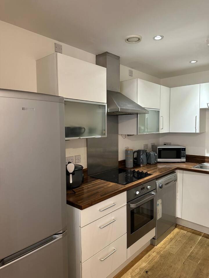 New Build 2 Bedroom With 2 Bath In לונדון מראה חיצוני תמונה