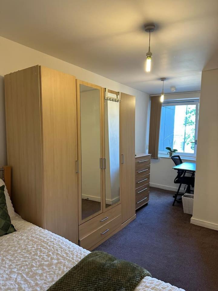 New Build 2 Bedroom With 2 Bath In לונדון מראה חיצוני תמונה